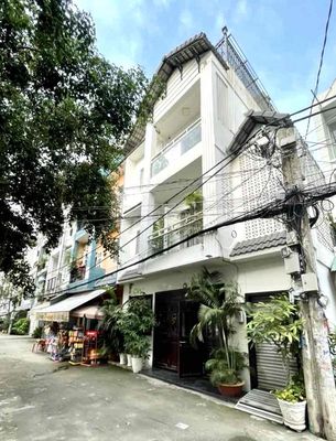 Nhà bán Hẻm Xe Hơi