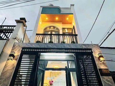 bán nhà Thống nhất phường 15 DT:3,1x11 1 lầu 2pn