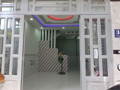 Cần bán nhà trệt lầu gần ngã ba Mỹ Hạnh