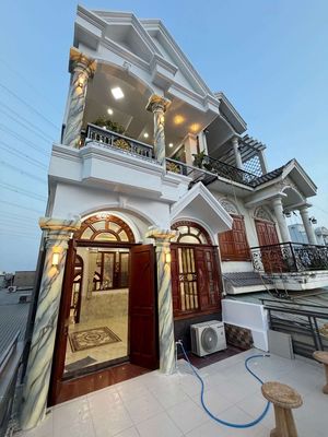 Bán Nhà Mặt Tiền Nguyễn Ảnh Thủ 4,5x30