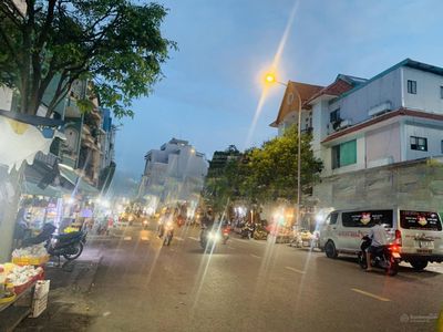 BÁN NHÀ 3 TẦNG - CHÍNH CHỦ - GẦN PHAN ĐĂNG LƯU - HXH ĐỖ CỬA - DT 99M2