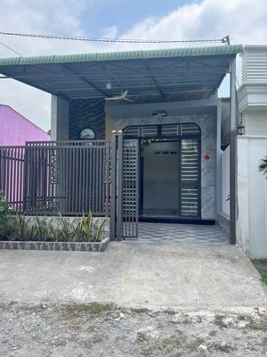 Chỉ 750Tr có nhà sát Coop.Mart Trảng Bàng, 7x29, SHR, Đường Oto