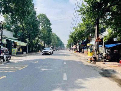 Nhà mặt tiền kinh doanh Nguyễn thị tồn . 106m ( ngang 5 ) có hoàn công