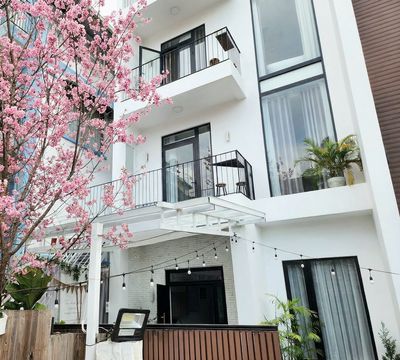 CC BÁN NHÀ MỚI XÂY CÓ THANG MÁY - FULL NỘI THẤT - THU NHẬP 100TR/THÁNG