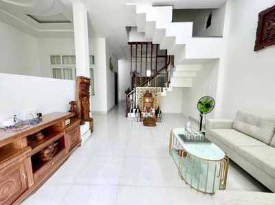 💎 Nhà mê TC 7x12,6m hẻm Nguyễn Tất Thành, thông Đinh Núp, nhiều lô khá