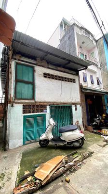 👍 Bán nhà phố giá rẻ nhất Q6, 55,5tr/m2 👍