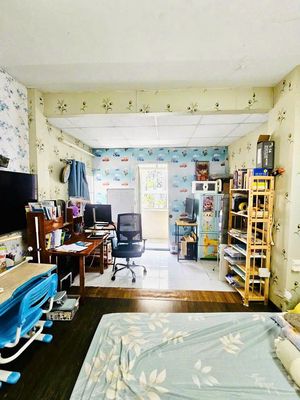 Chính chủ bán nhà 2 tầng sử dụng hơn 80m2 - Sát hẻm ô tô Bùi Đình Tuý