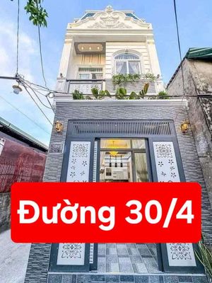 NHÀ TRỆT LẦU - HẺM 553 ĐƯỜNG 30/4