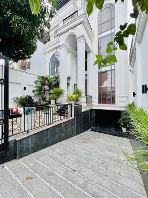Giảm Mạnh 5 Tỷ Biệt Thự Nguyễn Thị Tú 250m2 Hầm 5 Tầng Hồ Bơi 17,9 Tỷ