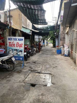 Bán nhà gần cv phần mềm quang Trung 106m2 4,6ty