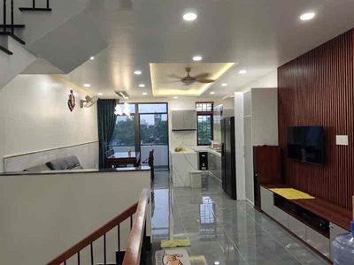 Nhà 5 Tầng đường 30m khu dân cư phong Phú 4 Bình Chánh