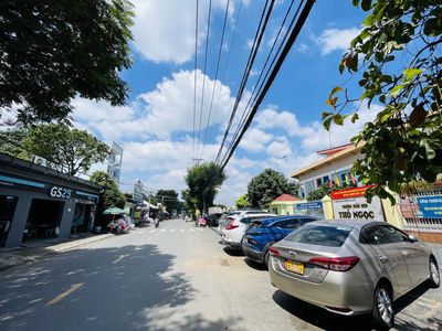 P. Linh Xuân, cạnh QL 1K, HXH, lô góc  bán gấp nhà 67 m2 chỉ 4.1 tỷ.