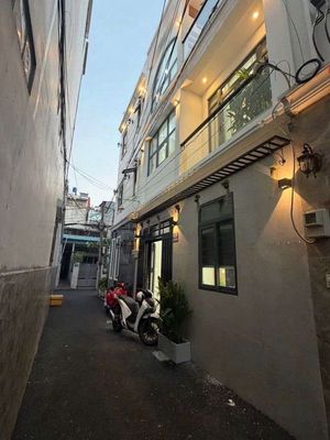 gấp bán nhà nguyễn văn lượng, sổ hồng riêng 3 tầng tặng nội thất