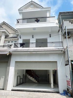 BÁN NHÀ MỚI TT LONG HẢI 4TỶ8 CÁCH BIỂN DINH CÔ VÀI TRĂM MÉT , KHU KD