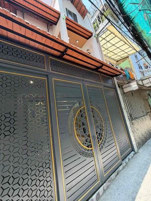 Dương bá trạc 4.5m x 10m, 3 tấm đúc, 4pn hẻm ba gác thông SH riêng