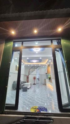 NHÀ MỚI HOÀN THIỆN BA ĐÌNH P10 Q8 / DI CHUYỂN Q1 , Q5 / KDC HIỆN HỮU