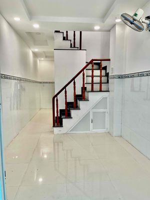 nhà thạnh Xuân Q12 1 trệt 1 lầu 46m2 sổ Hồng chính chủ