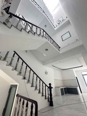 Nhà Mới Ngay Trung Tâm Sóc Trăng, Mặt Tiền Lộ 22m, DTSD 320m2