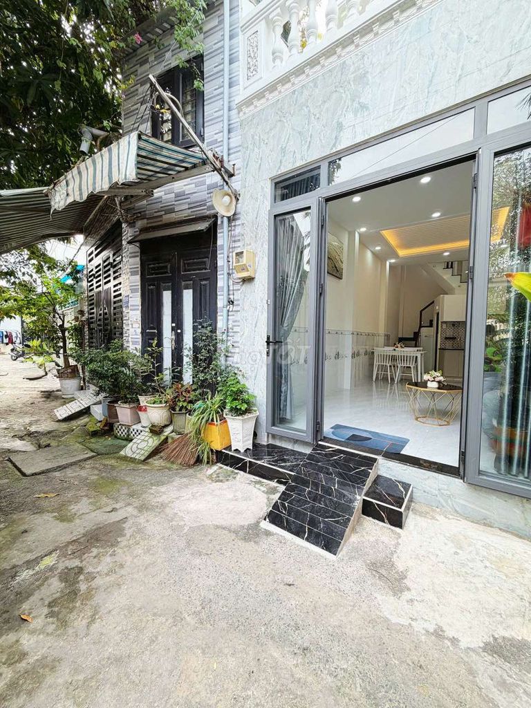 NHÀ MỚI LUNG LiNH CHO GIA ĐÌNH NHỎ TÀI CHÍNH THẤP