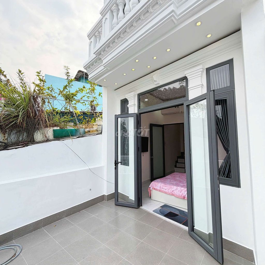 NHÀ MỚI LUNG LiNH CHO GIA ĐÌNH NHỎ TÀI CHÍNH THẤP