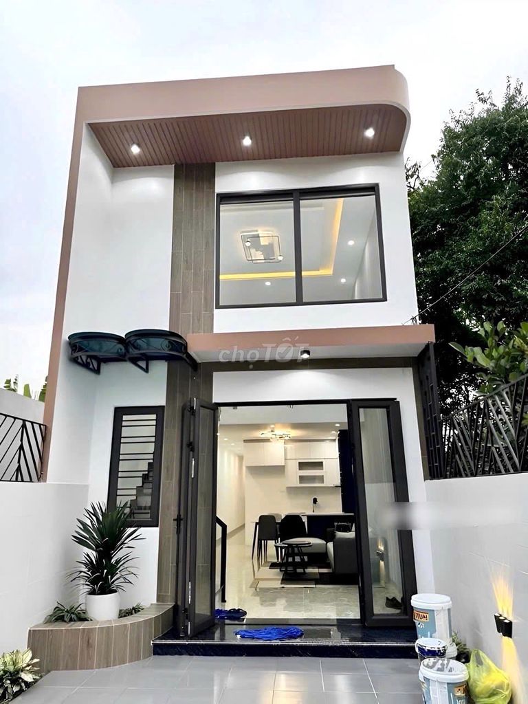 ! GIẢM MẠNH 300 TRIỆU BÁN GẤP CĂN NHÀ LỬNG MỚI TINH, GẦN KDL BỬU LONG