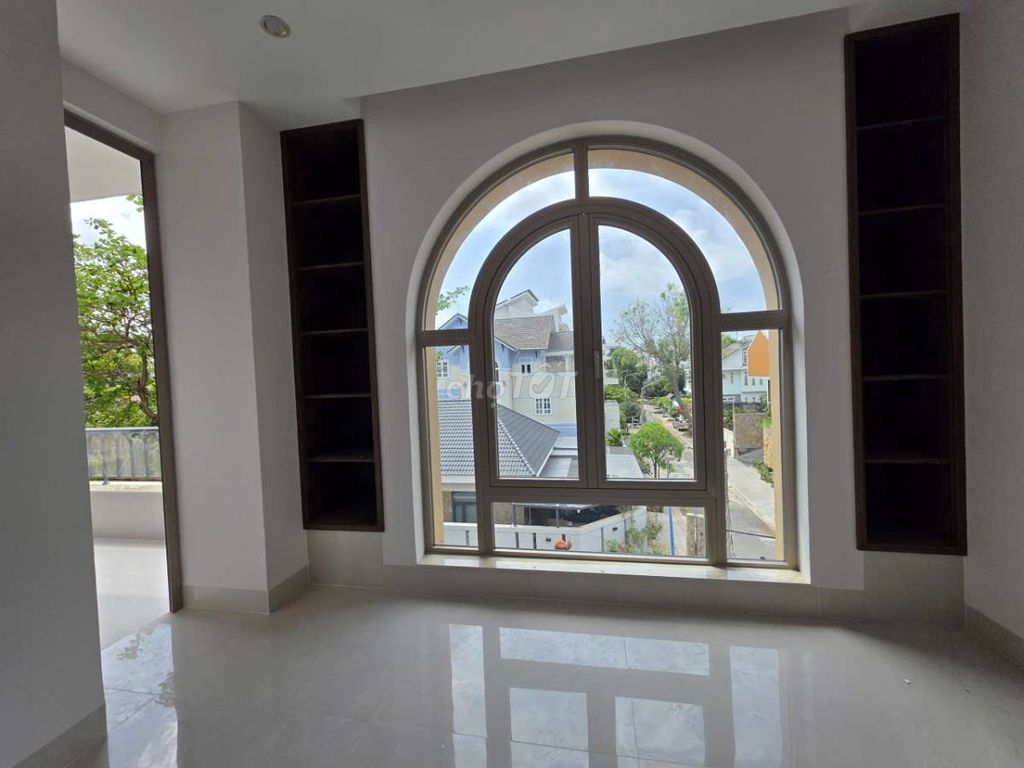 BÁN BIỆT THỰ 3 TẦNG MỚI ĐẸP KHU DÂN CƯ CAO CẤP ĐẠI AN - VŨNG TÀU