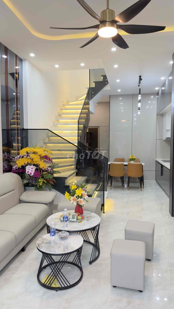 Nguyễn Công Hoan, Đà Nẵng – Nhà 2 tầng full nội thất kiệt ô tô 5M