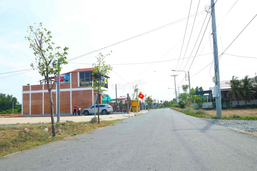 🔥 Nhà phố giá tốt Cần Đước – Sổ hồng riêng – Dọn vào ở liền!