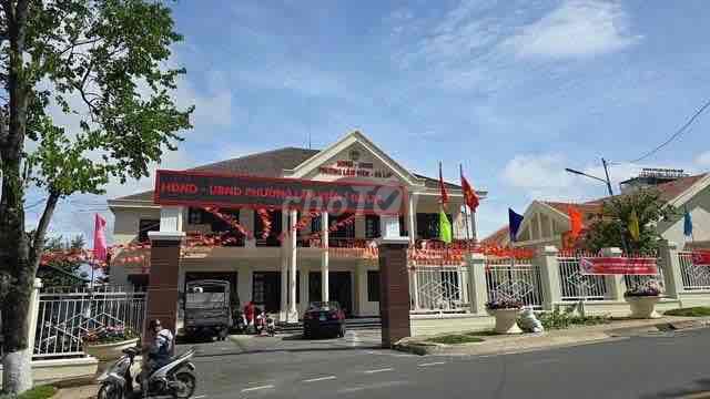 BÁN NHÀ sau UBND phường Lâm Viên ( ĐÀ LẠT)  Diện tích 278m2 100% đất đ