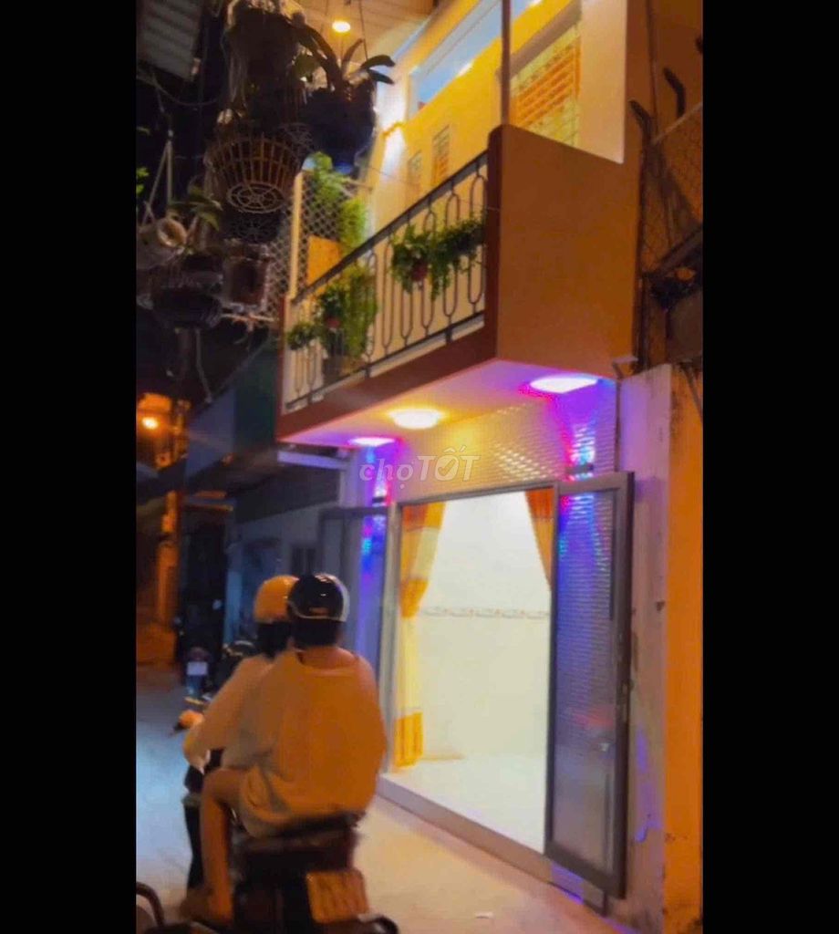 BAN NHA HEM 99 XUAN KHANH