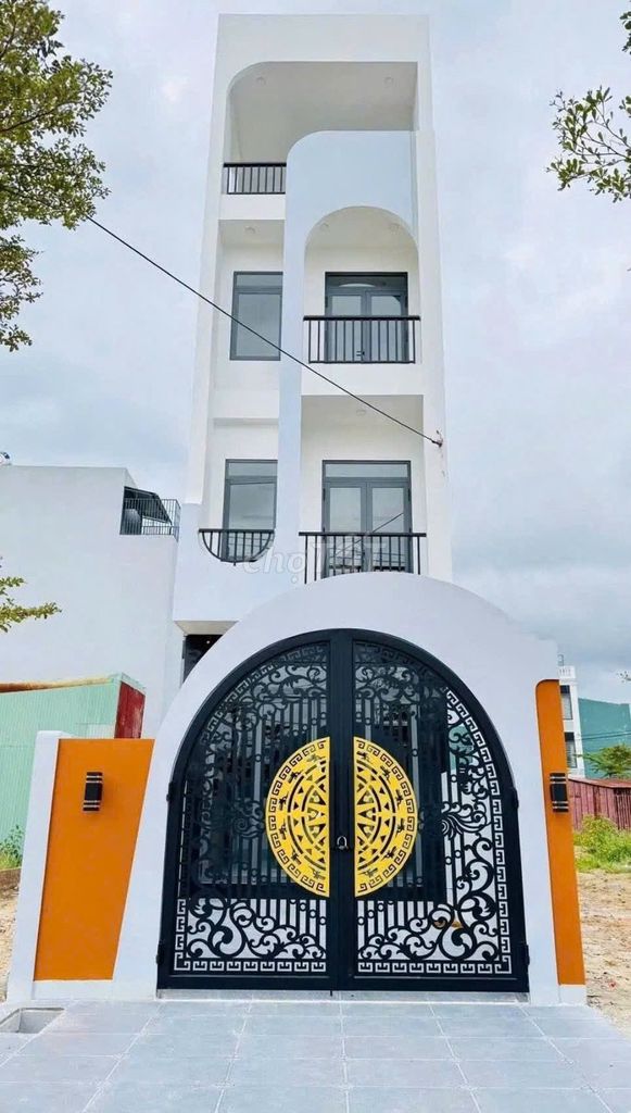 Bán nhà 4 tầng đẹp lung Linh.Hà Thanh giá 5,7 tỷ