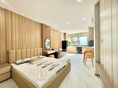 căn hộ TIỆN NGHI MỚI FULL NỘI THẤT BANCOL THOÁNG ngay 3/2 Q10