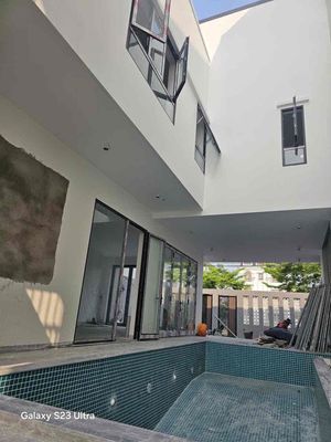 Villa Eruovilla 2 có 5 phòng ngủ 6 toilet, hồ bơi