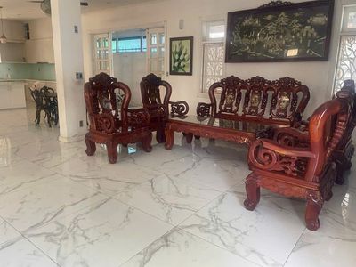 Cho thuê biệt thự KDC Khang Điền 12mx32m, 1/ 2 lầu 5PN nhìn công viên 