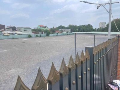 Cho thuê 10000m đất Vành đai 2