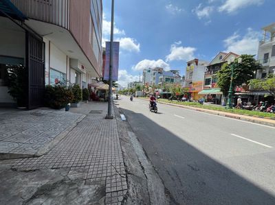 NHÀ NGUYÊN CĂN LÊ THÚC HOẠCH 16M X 10M , 1 TRỆT 2 LẦU CÓ SẴN NỘI THẤT