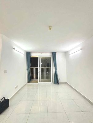 Căn hộ 2Pn có máy lạnh, rèm, cc Tara Residence