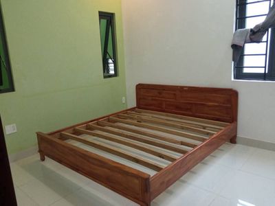 NHÀ 3 TẦNG 4PN 2WC GẦN CẦU SÔNG HÀN