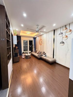Chính chủ cho thuê chung cư 2PN-90 Nguyễn Tuân