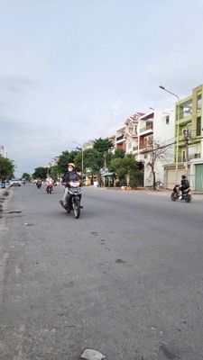 CHO THUÊ NHÀ MẶT TIỀN KINH DOANH, KHU DÂN CƯ VĨNH LỘC, 4 TẦNG