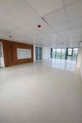 Cho thuê văn phòng tại Thái Hà 110m2 giá 18t giá siêu rẻ