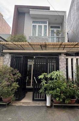 NHÀ 2TẦNG Ngang 6m HẺM XE HƠI Né Nhau ĐƯỜNG 102 LÃ XUÂN OAI