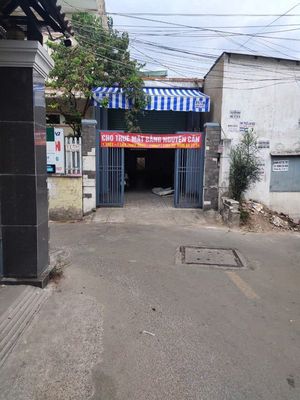 Nhà cho thuê gần chợ Hoa Cau, Cao đẳng Công Thương