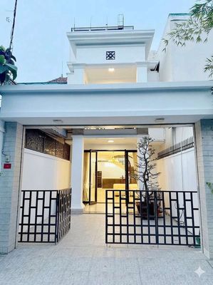 Nguyên căn villa 2pn Thảo Điền