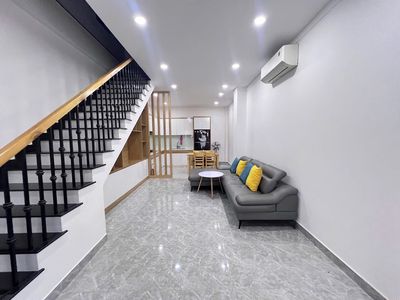 Cho thuê căn full nội thất KĐT Oasis City