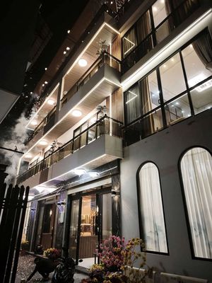 Cho Thuê Nhà Đẹp , Full Nội Thất, Hùynh Tấn Phát, Giáp Quận 7.