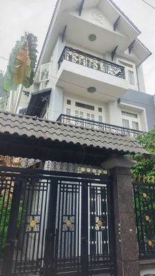 CHO THUÊ NHÀ HẺM XE TẢI LÊ ĐỨC THỌ P15 3pn 4wc