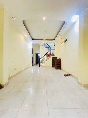 Cho Thuê nhà phố Kim Ngưu, HBT,cách ôtô 20m, ở hoặc dậy học,kd online.