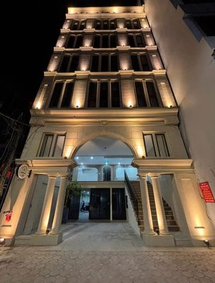 Cho thuê căn hộ dịch vụ ở Hoàng Hoa Thám - Ba Đình
