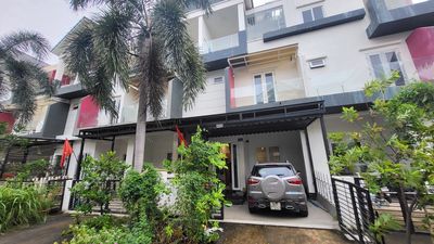 nhà 1 trệt 2 lầu khu dân cư Valencia Riverside 1000 Nguyễn Duy Trinh